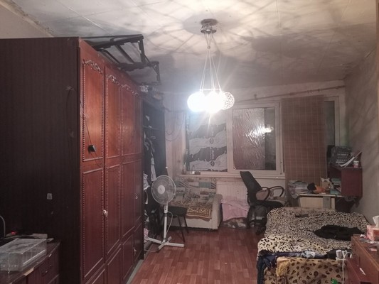 Продам трехкомнатную (3-комн.) квартиру, 3, Приладожский гп