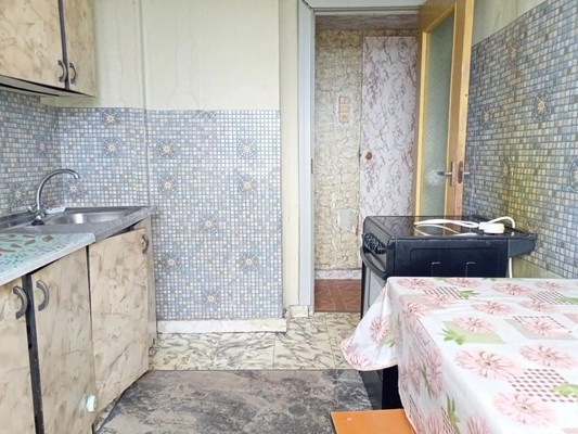 Продам двухкомнатную (2-комн.) квартиру, 9, Приладожский гп