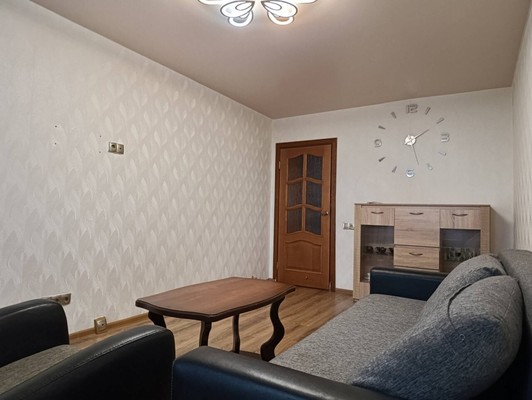 Продам двухкомнатную (2-комн.) квартиру, Гагарина ул, 16, Отрадное г