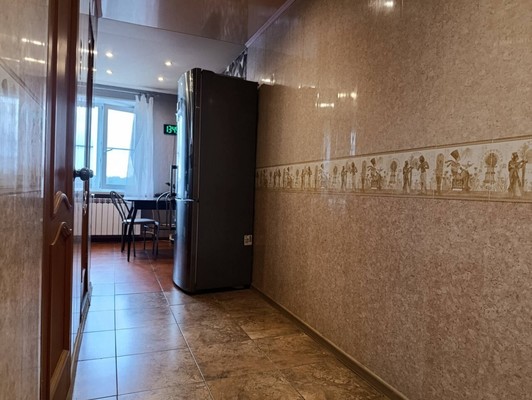 Продам двухкомнатную (2-комн.) квартиру, Гагарина ул, 16, Отрадное г