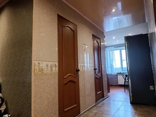 Продам двухкомнатную (2-комн.) квартиру, Гагарина ул, 16, Отрадное г