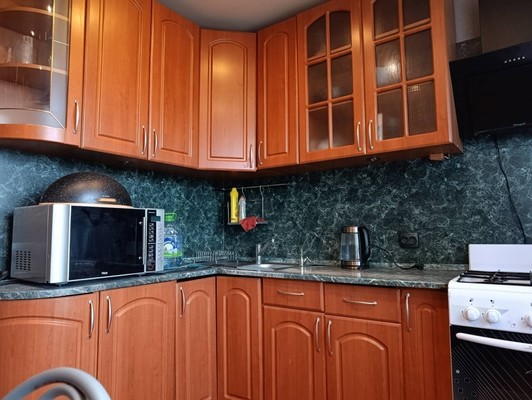 Продам двухкомнатную (2-комн.) квартиру, Гагарина ул, 16, Отрадное г