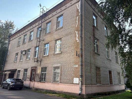 Продам трехкомнатную (3-комн.) квартиру, Ленина ул, 17, Отрадное г