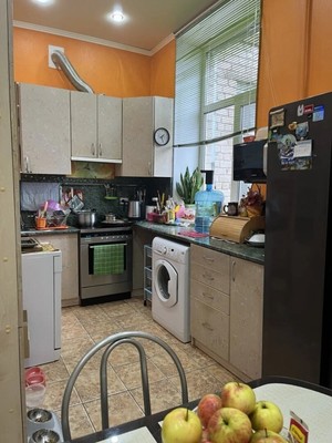 Продам трехкомнатную (3-комн.) квартиру, Ленина ул, 17, Отрадное г
