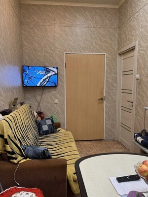 Продам трехкомнатную (3-комн.) квартиру, Ленина ул, 17, Отрадное г