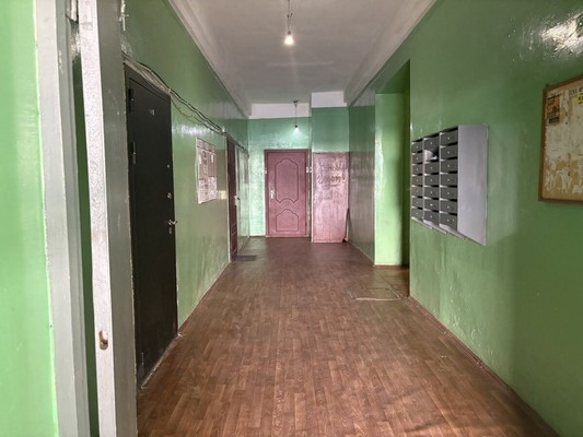 Продам трехкомнатную (3-комн.) квартиру, Ленина ул, 17, Отрадное г
