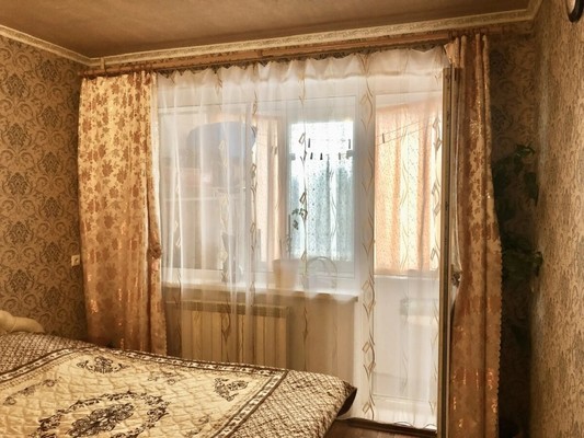 Продам трехкомнатную (3-комн.) квартиру, 4, Приладожский гп