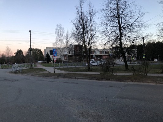Продам трехкомнатную (3-комн.) квартиру, 4, Приладожский гп
