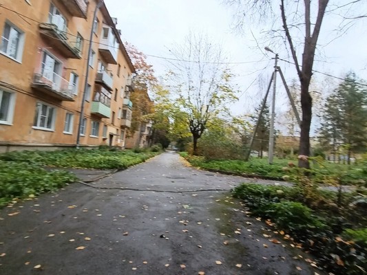 Продам трехкомнатную (3-комн.) квартиру, Заводская ул, 3, Отрадное г
