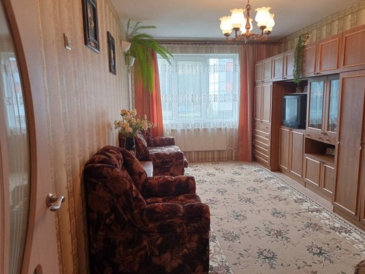 Продам двухкомнатную (2-комн.) квартиру, 21Б, Приладожский гп