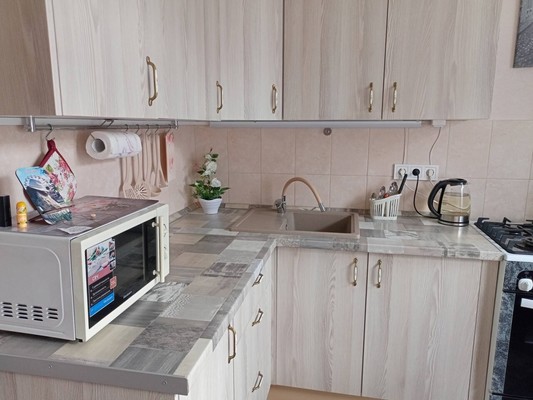 Продам двухкомнатную (2-комн.) квартиру, 21Б, Приладожский гп