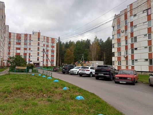 Продам двухкомнатную (2-комн.) квартиру, 21Б, Приладожский гп