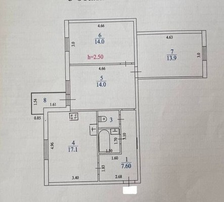 Продам трехкомнатную (3-комн.) квартиру, Молодежная ул, 7к1, Кировск г