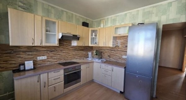 Продам двухкомнатную (2-комн.) квартиру, Академика Понтрягина ул, 21к1, Москва г