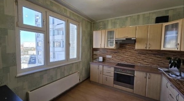 Продам двухкомнатную (2-комн.) квартиру, Академика Понтрягина ул, 21к1, Москва г