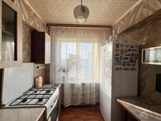 Продам однокомнатную (1-комн.) квартиру, Камозина ул, 35, Брянск г