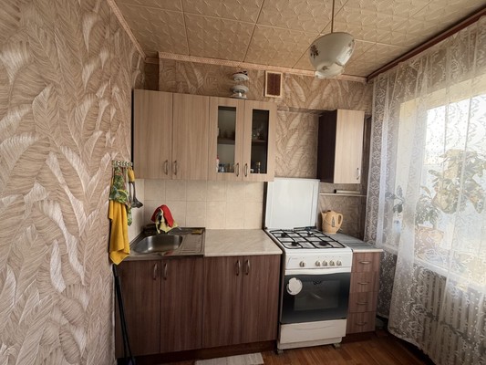 Продам однокомнатную (1-комн.) квартиру, Камозина ул, 35, Брянск г