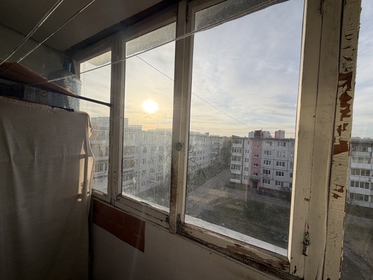 Продам однокомнатную (1-комн.) квартиру, Камозина ул, 35, Брянск г