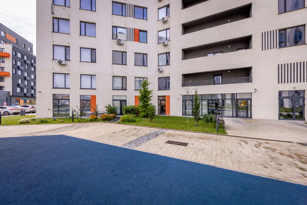 Продам трехкомнатную (3-комн.) квартиру, Александра Суворова пр-кт, 19, Симферополь г
