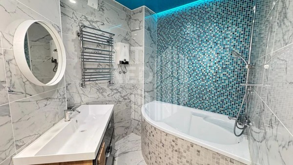 Продам трехкомнатную (3-комн.) квартиру, Аметьевская магистраль ул, 16к1, Казань г