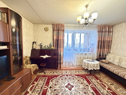 Продам трехкомнатную (3-комн.) квартиру, Дачная ул, 7, Казань г