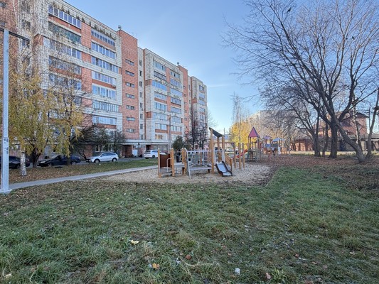 Продам трехкомнатную (3-комн.) квартиру, Дачная ул, 7, Казань г
