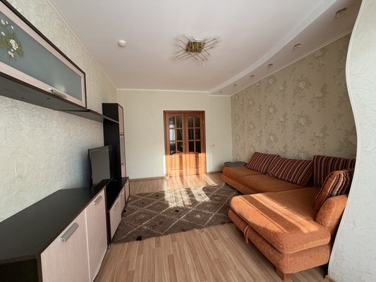 Продам двухкомнатную (2-комн.) квартиру, Красноармейская ул, 41, Брянск г