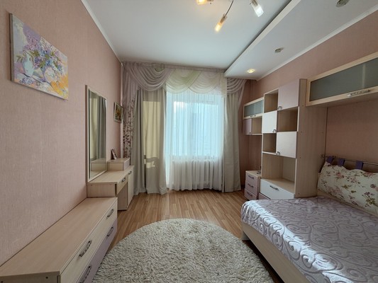 Продам двухкомнатную (2-комн.) квартиру, Красноармейская ул, 41, Брянск г