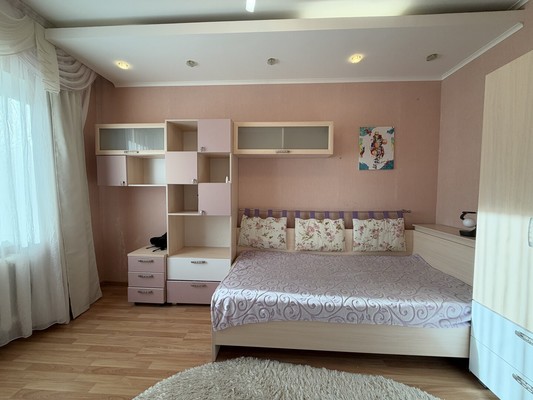 Продам двухкомнатную (2-комн.) квартиру, Красноармейская ул, 41, Брянск г