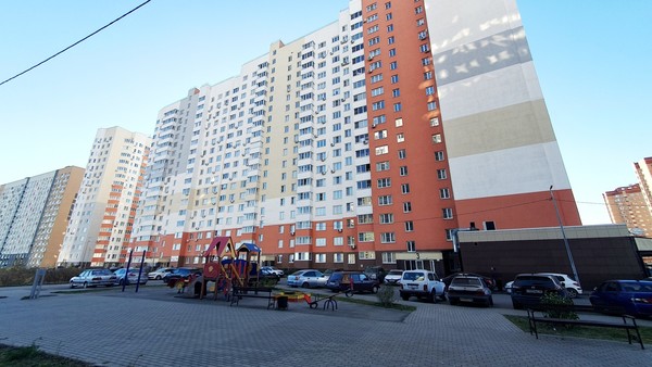 Продам однокомнатную (1-комн.) квартиру, Свиридова И.В. ул, 22к2, Липецк г