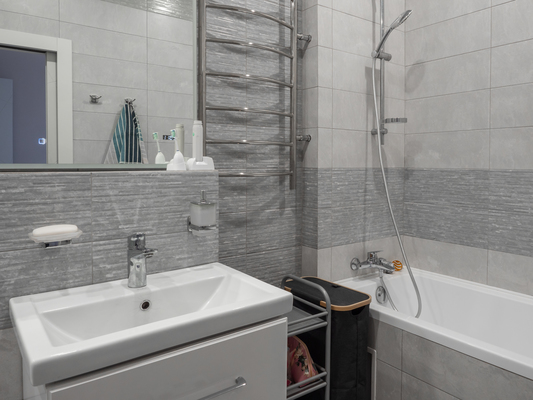 Продам трехкомнатную (3-комн.) квартиру, Гришина ул, 16, Москва г