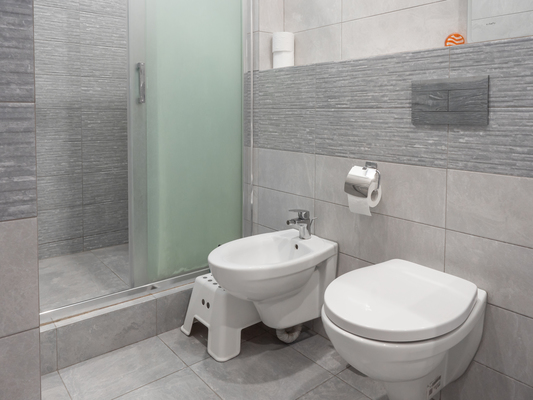 Продам трехкомнатную (3-комн.) квартиру, Гришина ул, 16, Москва г
