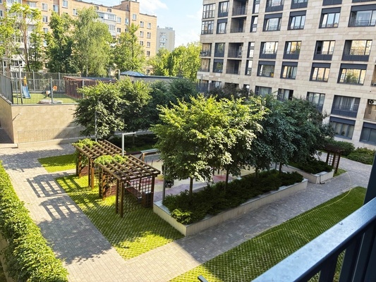 Продам трехкомнатную (3-комн.) квартиру, Гришина ул, 16, Москва г