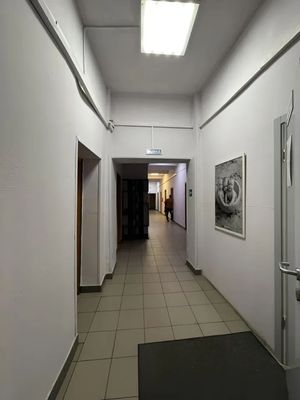 Продам коммерческое помещение 1 748 м2, Новоостаповская ул, 10, Москва г