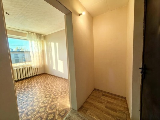 Продам однокомнатную (1-комн.) квартиру, Серпуховская ул, 22, Калининград г