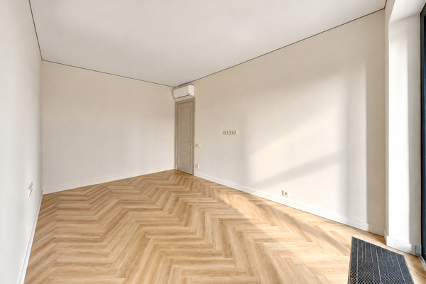 Продам трехкомнатную (3-комн.) квартиру, Виктора Маслова ул, 2, Москва г