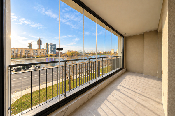 Продам трехкомнатную (3-комн.) квартиру, Виктора Маслова ул, 2, Москва г