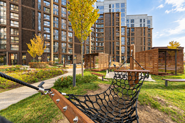 Продам трехкомнатную (3-комн.) квартиру, Виктора Маслова ул, 2, Москва г