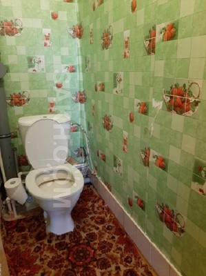 Продам двухкомнатную (2-комн.) квартиру, Октябрьская ул, 5, Долинск г