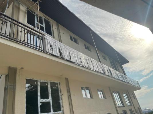 Продам двухкомнатную (2-комн.) квартиру, Коммунаров ул, 1, Верхневеселое с