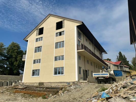 Продам двухкомнатную (2-комн.) квартиру, Коммунаров ул, 1, Верхневеселое с