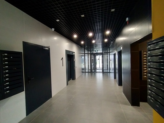 Продам двухкомнатную (2-комн.) квартиру, Мурата Ахеджака ул, 16к1, Новороссийск г
