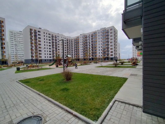 Продам двухкомнатную (2-комн.) квартиру, Мурата Ахеджака ул, 16к1, Новороссийск г