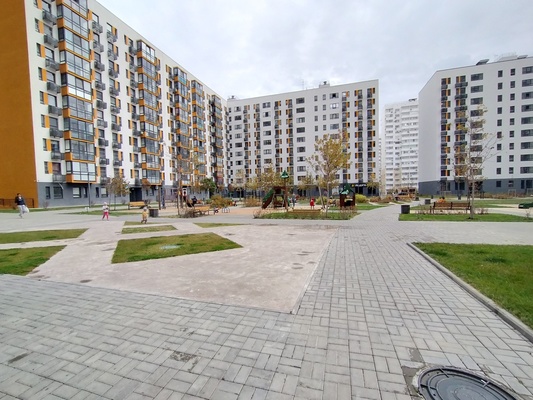 Продам двухкомнатную (2-комн.) квартиру, Мурата Ахеджака ул, 16к1, Новороссийск г